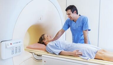 Mga pamaagi alang sa pagtambal sa cervical osteochondrosis sa mga babaye
